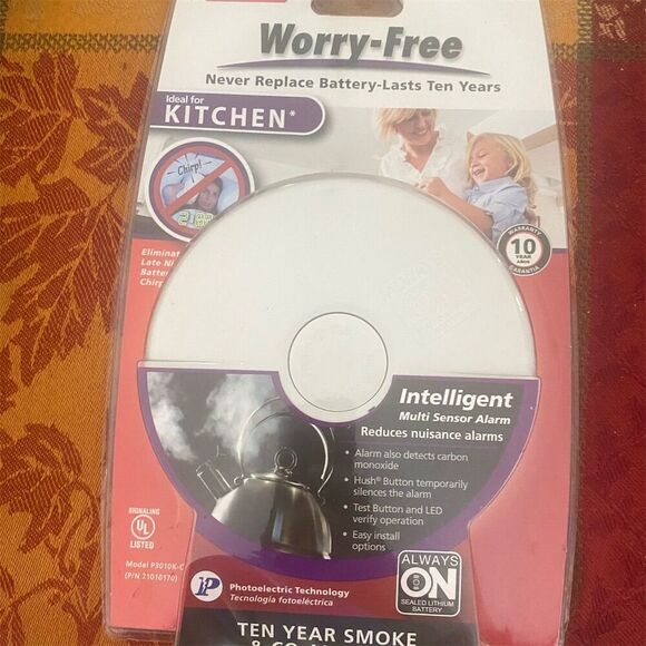 Kidde 10-Year Smoke & Carbon Monoxide Detector with Voice Alerts - Picture 1 of 5
